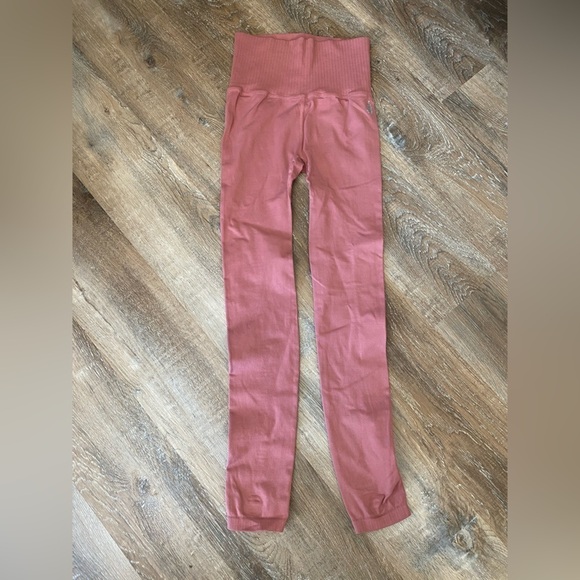 Free People Movement High-Rise 7/8 Length Good Karma Leggings NWOT - Picture 4 of 8